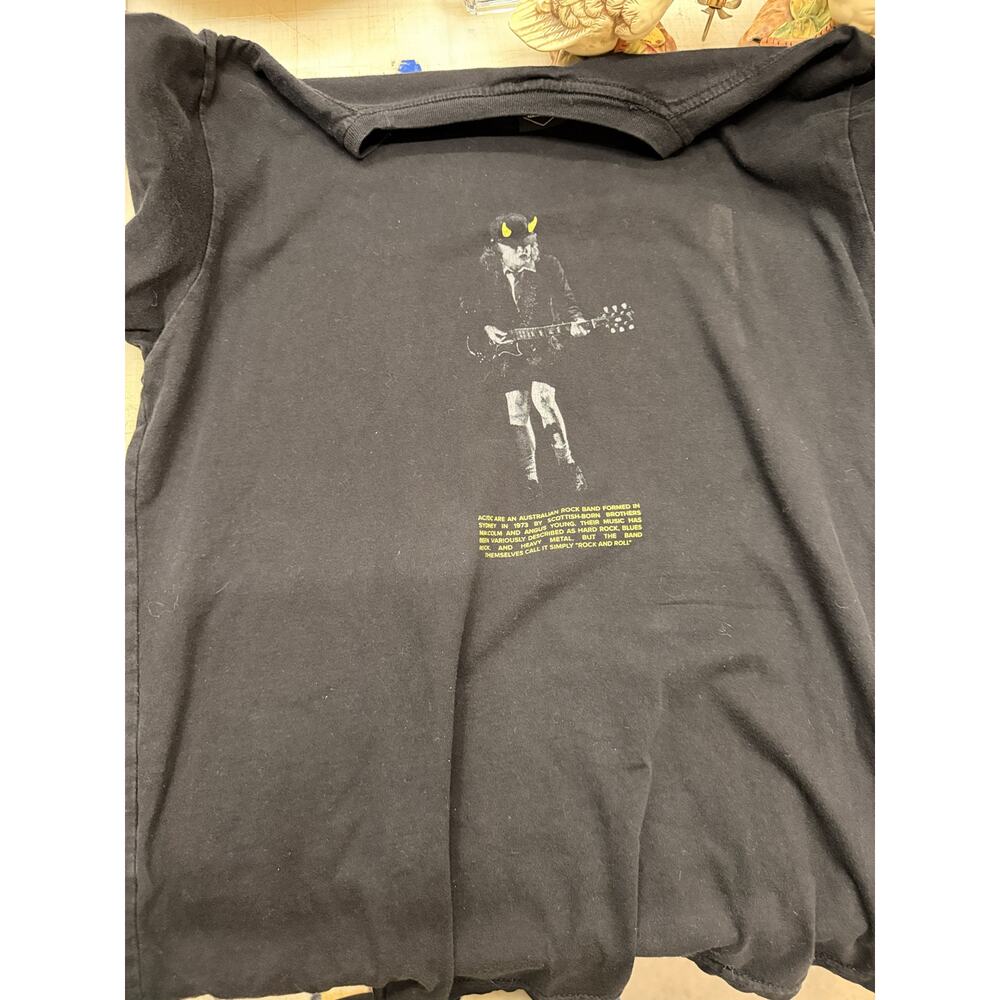 Vintage Band Shirt - AC/DC - Size L